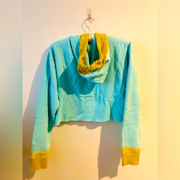 Small/medium Sweater Bundle 🌺 - Picture 4 of 15